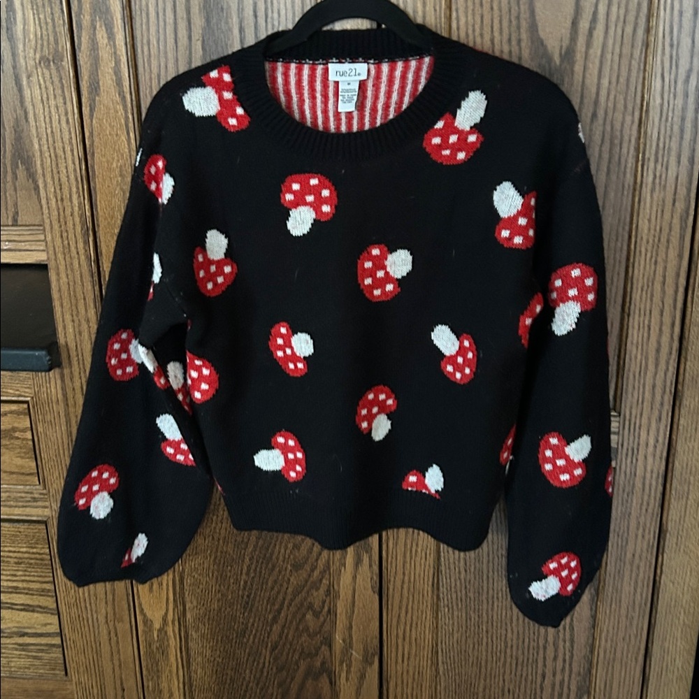 Rue‎ 21 Black Mushroom Pattern Sweater Size medium